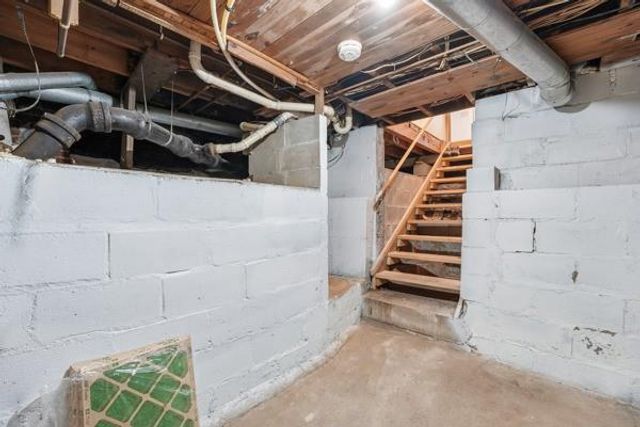 614 Maple Street, Chippewa Falls, WI 54729