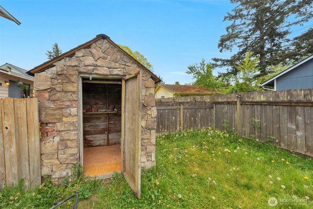 6920 Armar Road, Marysville, WA 98270