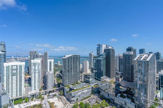 92 SW 3rd St 5204, Miami, FL 33130