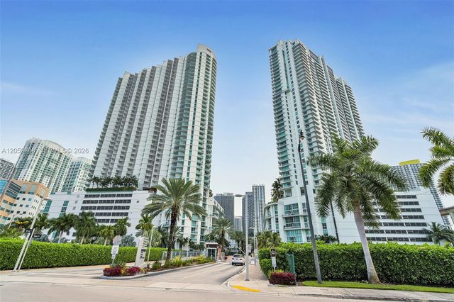 92 SW 3rd St 5204, Miami, FL 33130