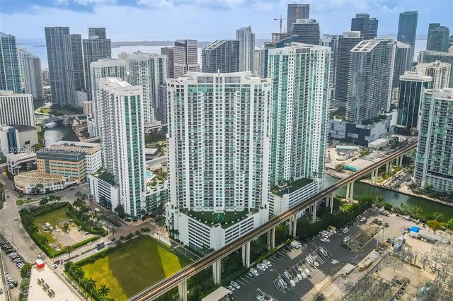 92 SW 3rd St 5204, Miami, FL 33130