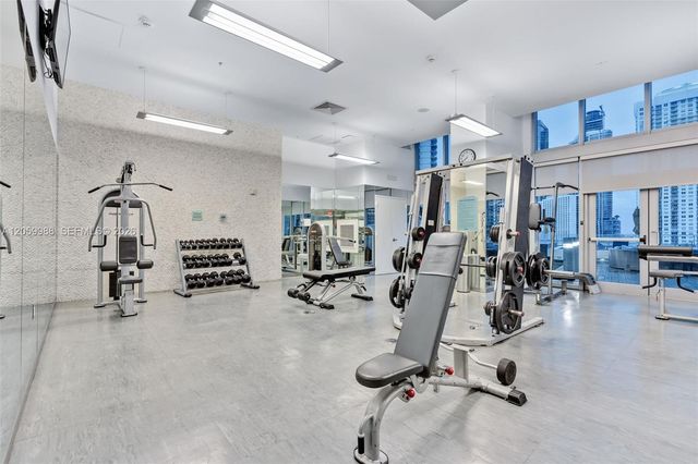 92 SW 3rd St 5204, Miami, FL 33130
