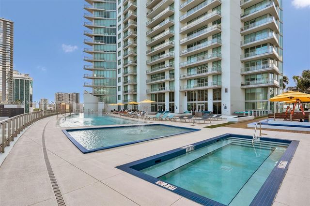 92 SW 3rd St 5204, Miami, FL 33130