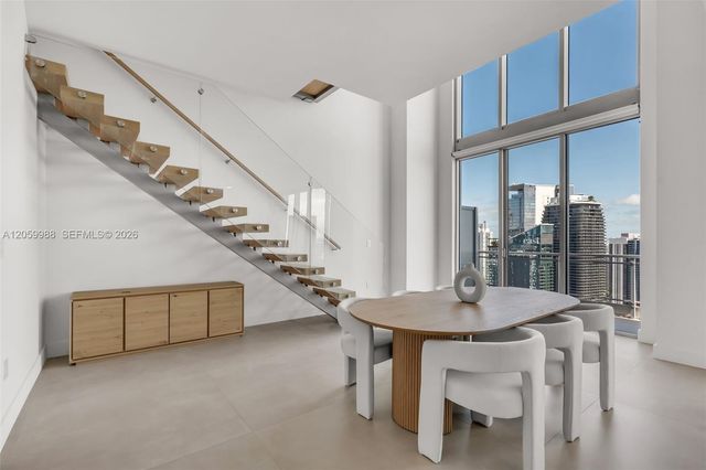 92 SW 3rd St 5204, Miami, FL 33130