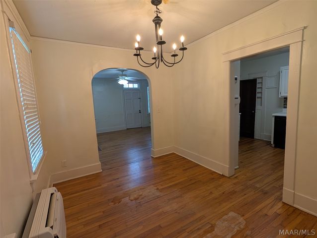 2164 College Street, Montgomery, AL 36106