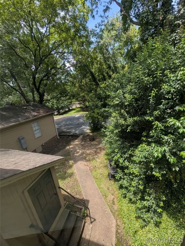 2164 College Street, Montgomery, AL 36106