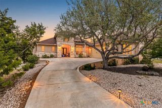 1930 Rothschild, New Braunfels, TX 78132