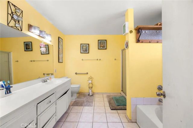 14134 Orizaba, Paramount, CA 90723