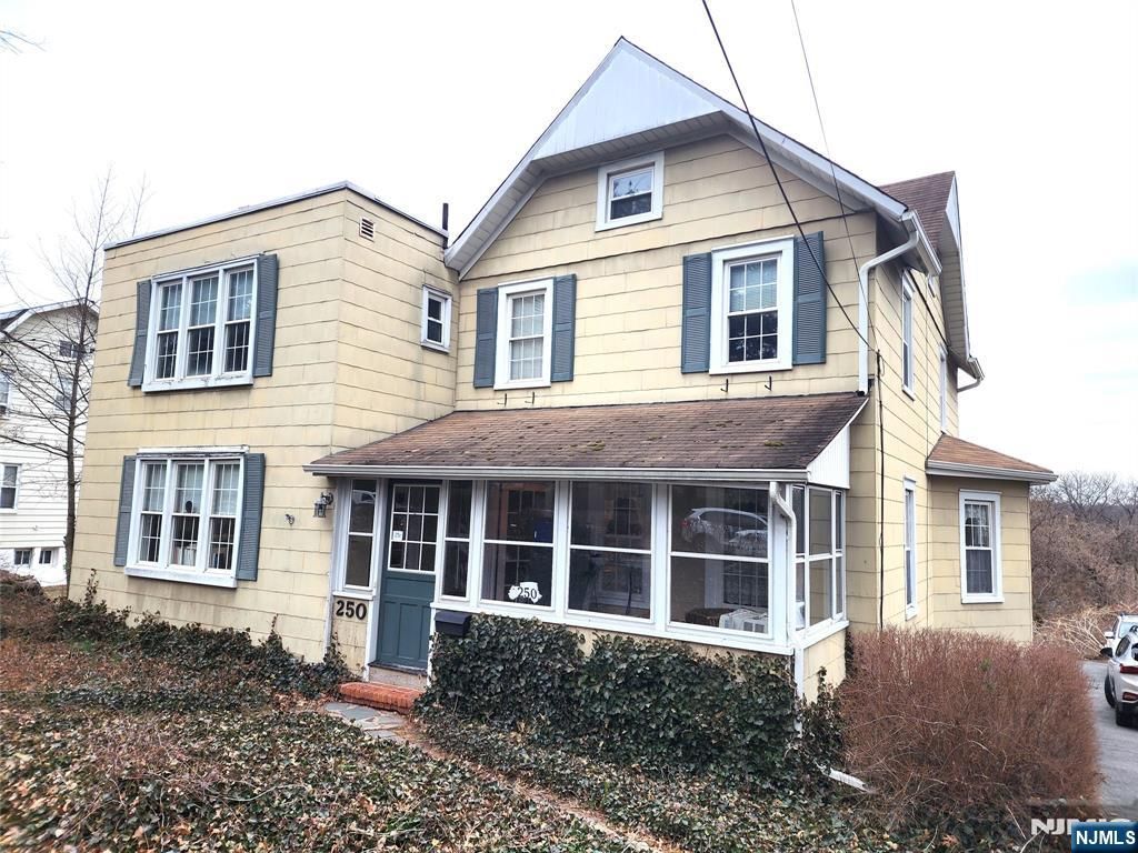 250 Kinderkamack Road, River Edge, NJ 07661