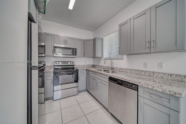 14708 NE 7th Avenue 14711, Miami, FL 33161