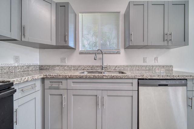 14708 NE 7th Avenue 14711, Miami, FL 33161