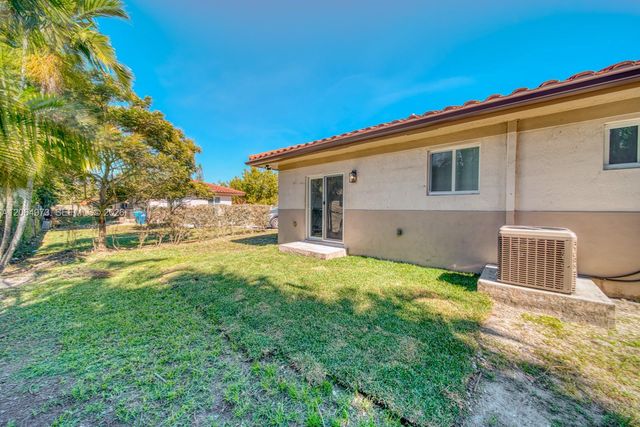 14708 NE 7th Avenue 14711, Miami, FL 33161