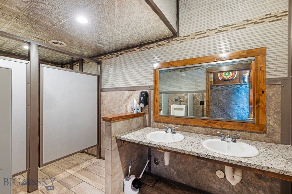 806 N 7th Avenue, Bozeman, MT 59715 photo 48