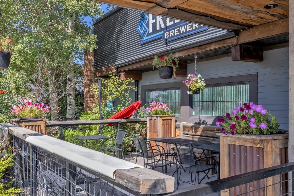 806 N 7th Avenue, Bozeman, MT 59715 photo 9