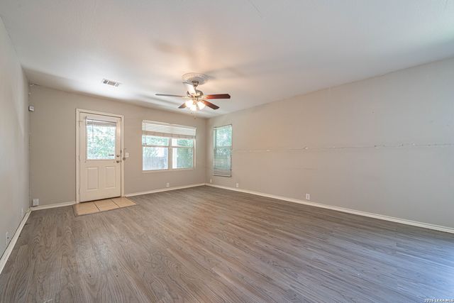 6117 Portchester, Schertz, TX 78108