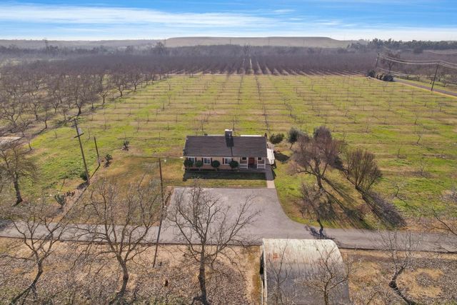 10710 N Shelton Rd, Linden, CA 95236