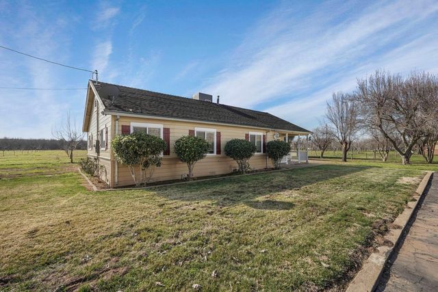 10710 N Shelton Rd, Linden, CA 95236