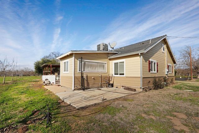 10710 N Shelton Rd, Linden, CA 95236