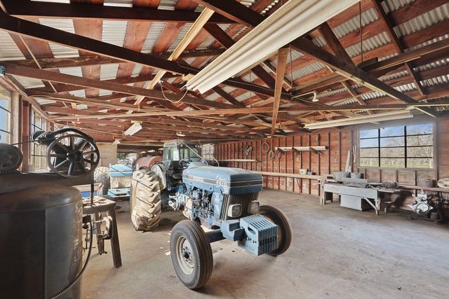 10710 N Shelton Rd, Linden, CA 95236