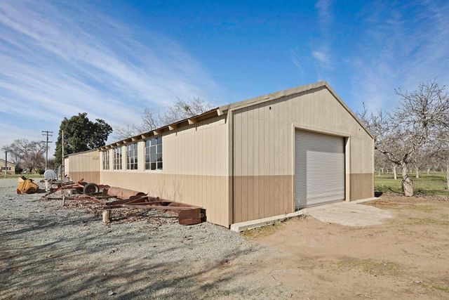 10710 N Shelton Rd, Linden, CA 95236