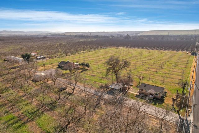 10710 N Shelton Rd, Linden, CA 95236