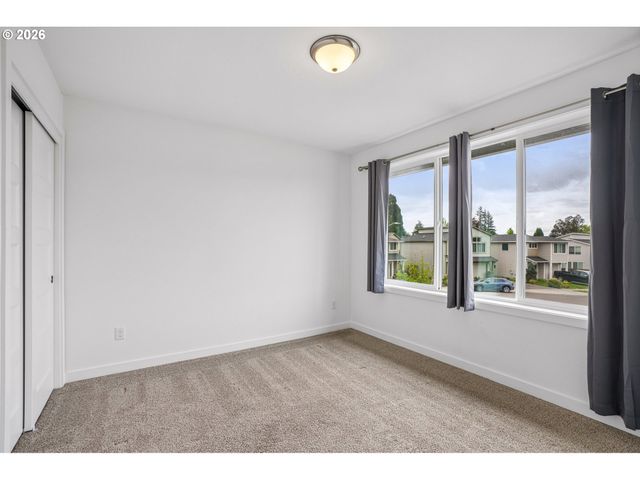 1823 N PAGE Ct, Newberg, OR 97132