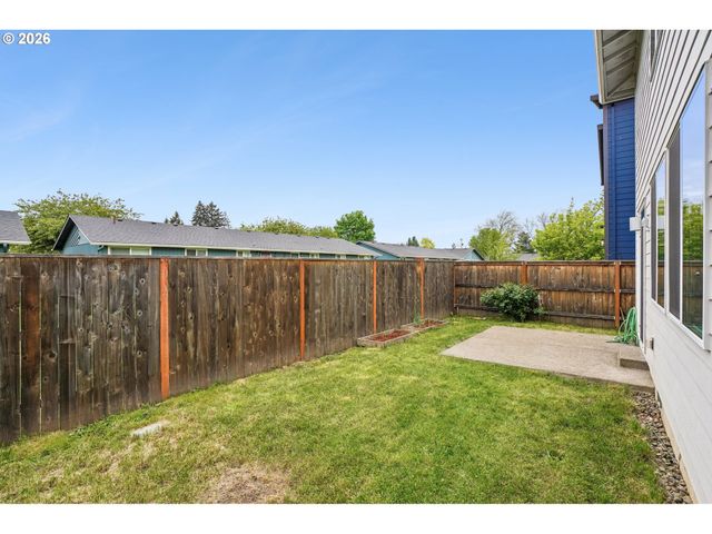 1823 N PAGE Ct, Newberg, OR 97132