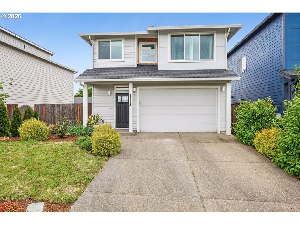 1823 N PAGE Ct, Newberg, OR 97132