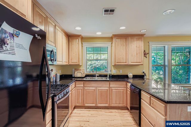 4135 NW Alder Av, Albany, OR 97321