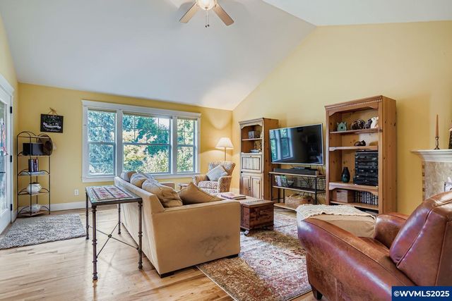 4135 NW Alder Av, Albany, OR 97321