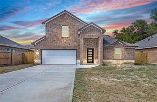 322 Carlos Leal Drive, Dayton, TX 77535