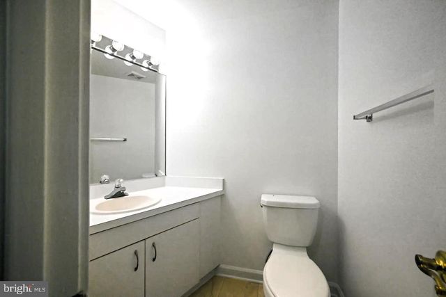5330 CONNECTICUT AVE NW, Washington, DC 20015