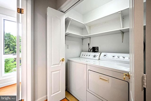 5330 CONNECTICUT AVE NW, Washington, DC 20015