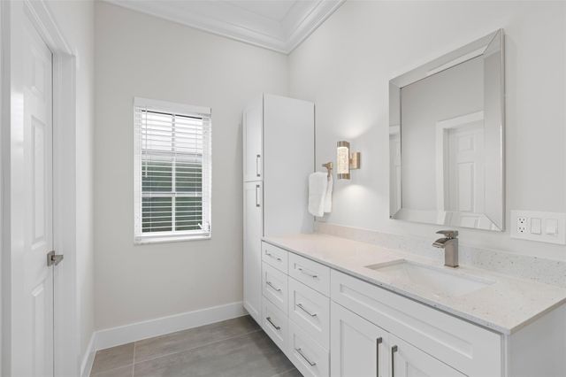 9010 Gardens Glen Circle, Palm Beach Gardens, FL 33418