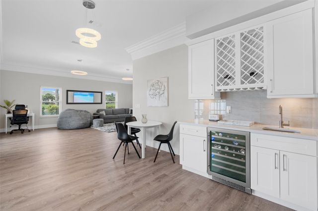 9010 Gardens Glen Circle, Palm Beach Gardens, FL 33418