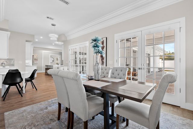 9010 Gardens Glen Circle, Palm Beach Gardens, FL 33418