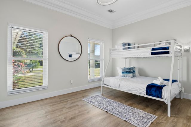 9010 Gardens Glen Circle, Palm Beach Gardens, FL 33418