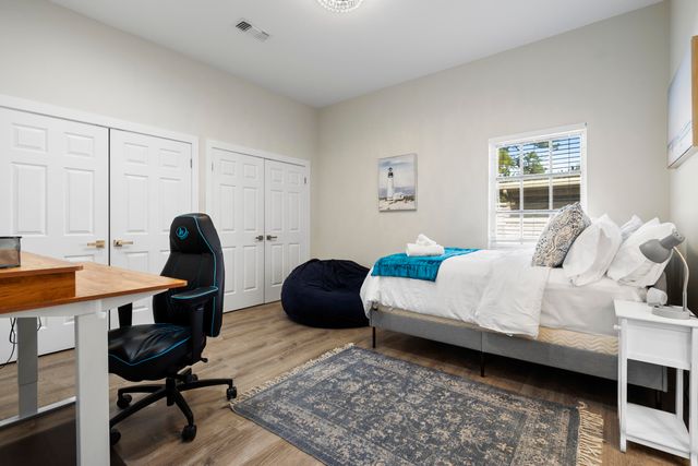 9010 Gardens Glen Circle, Palm Beach Gardens, FL 33418