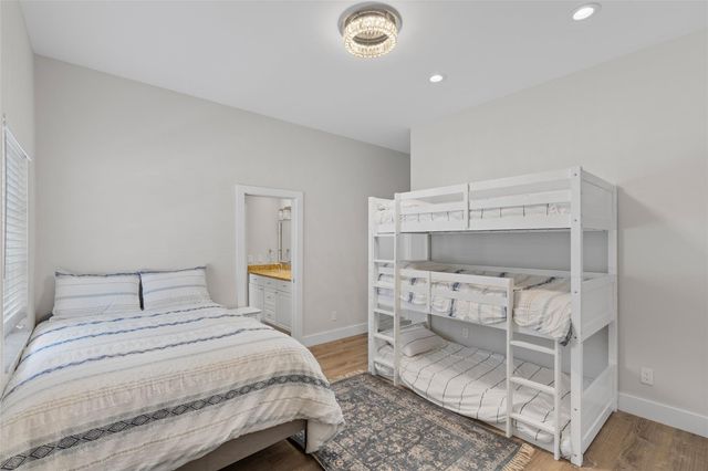 9010 Gardens Glen Circle, Palm Beach Gardens, FL 33418