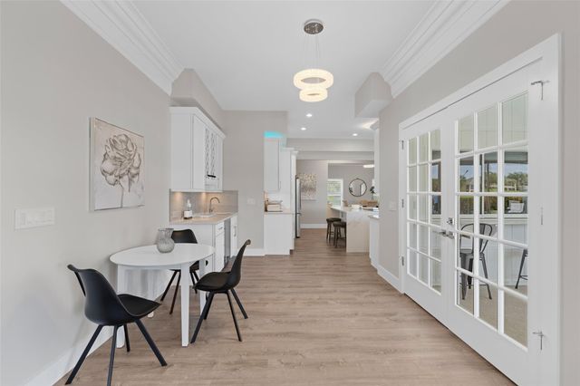 9010 Gardens Glen Circle, Palm Beach Gardens, FL 33418