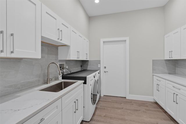 9010 Gardens Glen Circle, Palm Beach Gardens, FL 33418