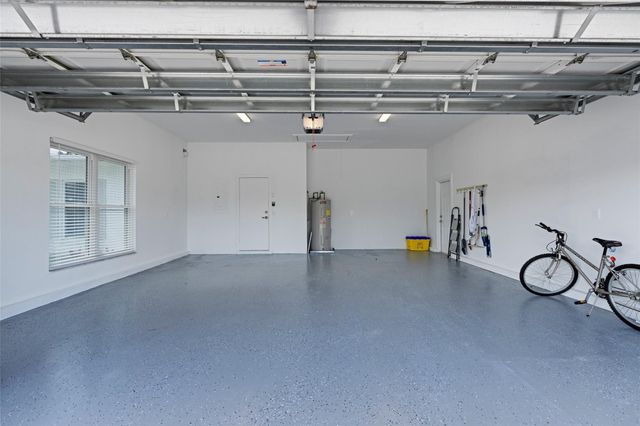 9010 Gardens Glen Circle, Palm Beach Gardens, FL 33418