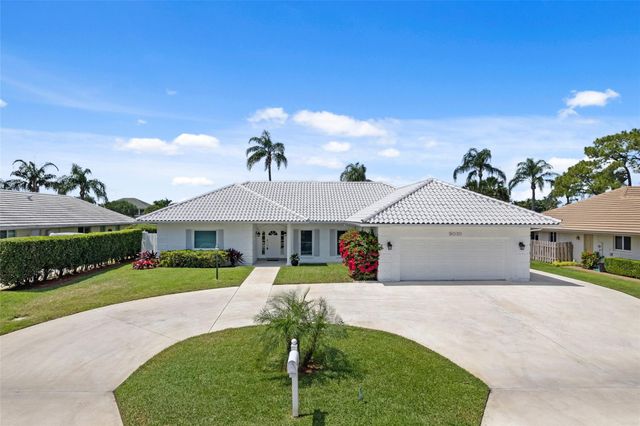 9010 Gardens Glen Circle, Palm Beach Gardens, FL 33418