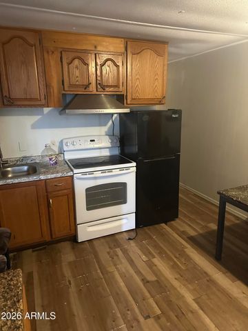 3140 W Glendale Avenue 14, Phoenix, AZ 85051