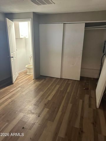 3140 W Glendale Avenue 14, Phoenix, AZ 85051