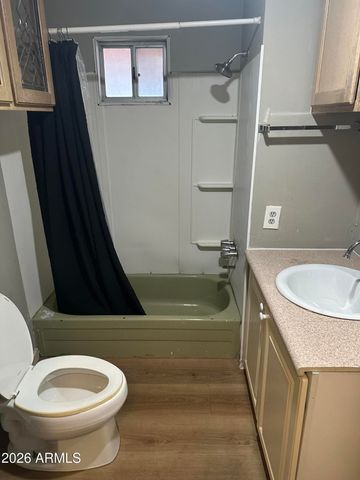 3140 W Glendale Avenue 14, Phoenix, AZ 85051
