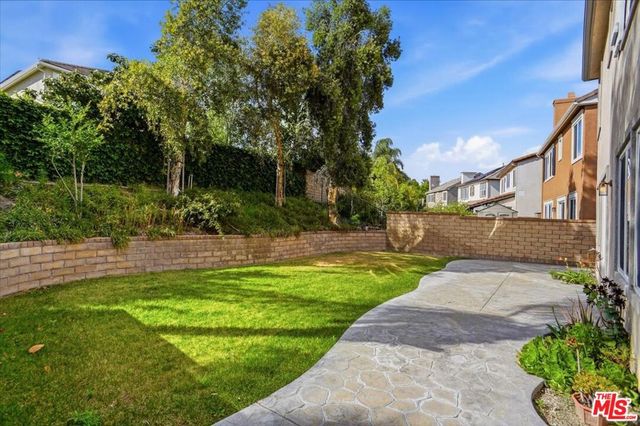 27866 Alta Vista Avenue, Valencia, CA 91355