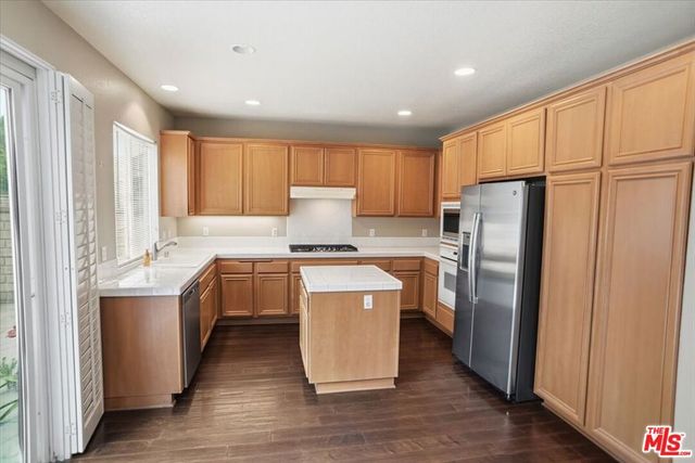 27866 Alta Vista Avenue, Valencia, CA 91355