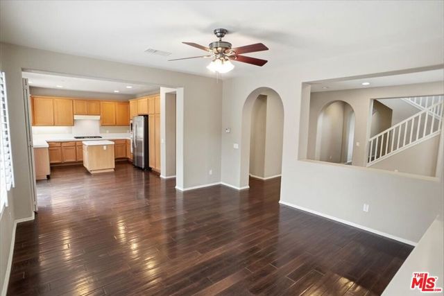 27866 Alta Vista Avenue, Valencia, CA 91355