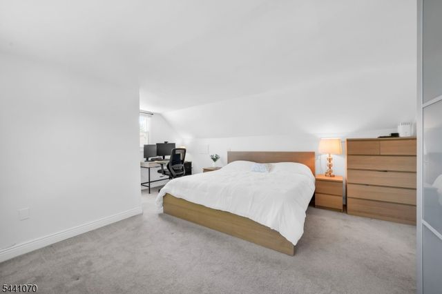 25 Parker Ave, Rochelle Park Twp., NJ 07662